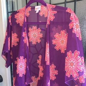Lularoe Monroe kimono